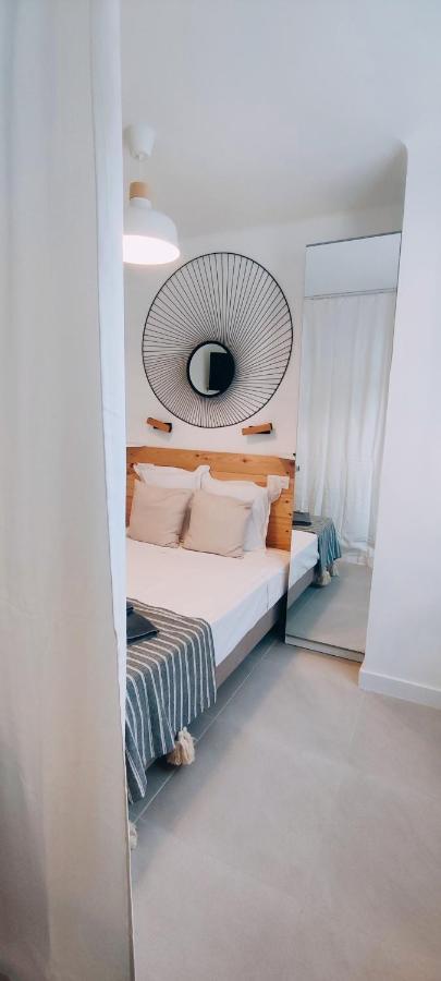 Le Studio Des Tours - Parking Apartman Arles Kültér fotó