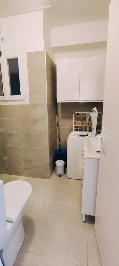 Le Studio Des Tours - Parking Apartman Arles Kültér fotó