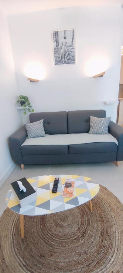 Le Studio Des Tours - Parking Apartman Arles Kültér fotó